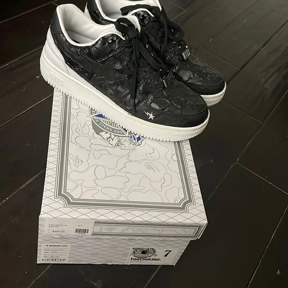 Bape | Shoes | Future Bapes Rare Exclusive Worn Once | Poshmark display picture 3